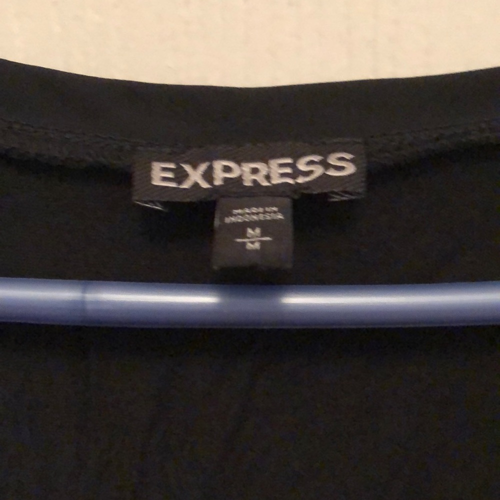 Black Tops - Picture 3 of 4